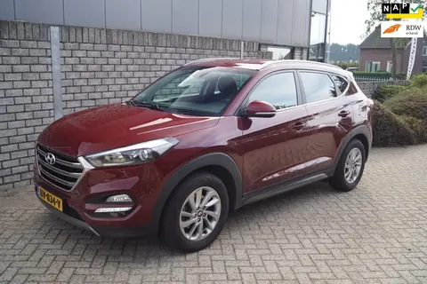 Donkerrode Hyundai Tucson